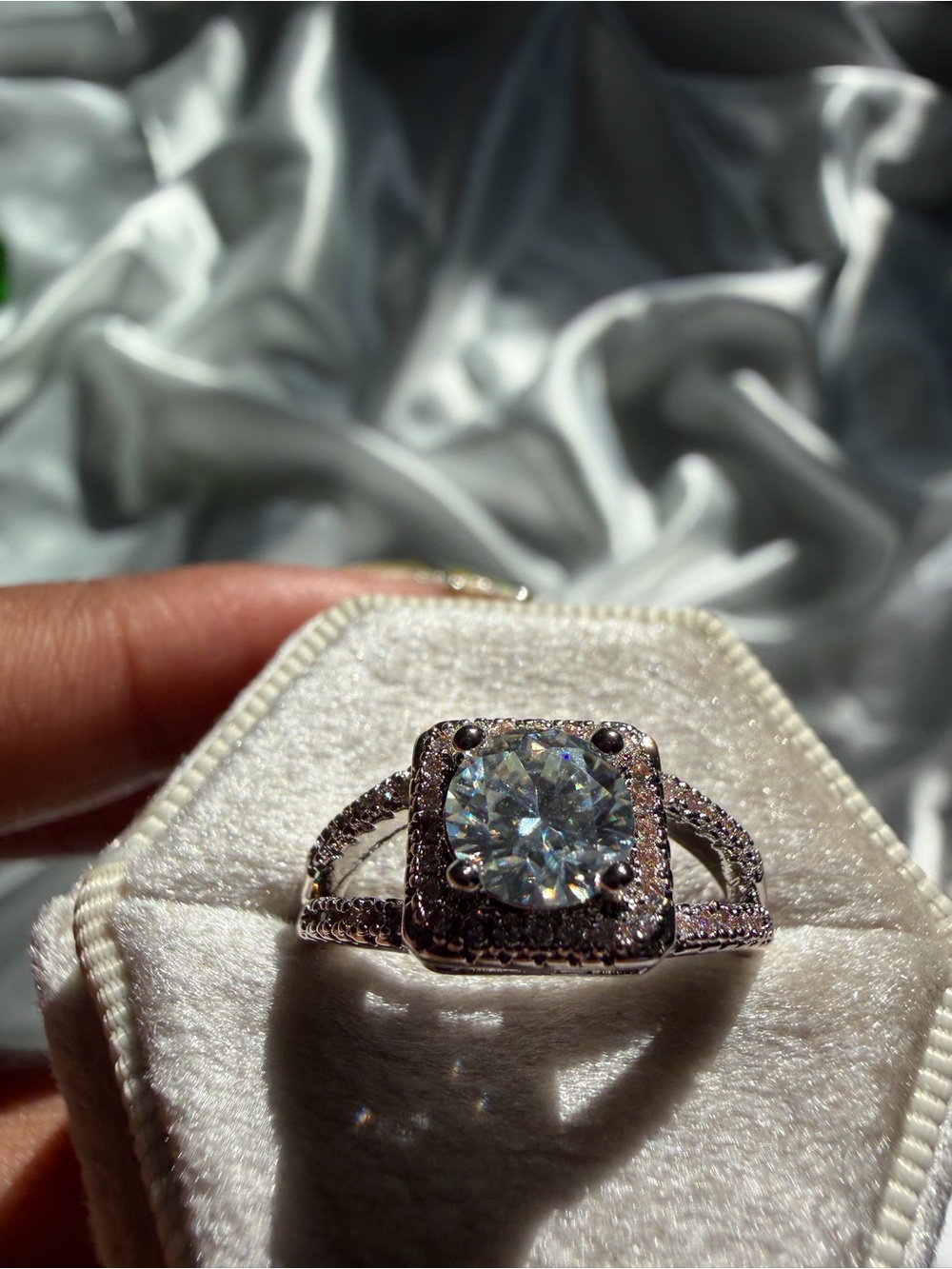 Captivating 1 CT Moissanite Split-Shank Halo Ring | 925 Sterling Silver | Size 7